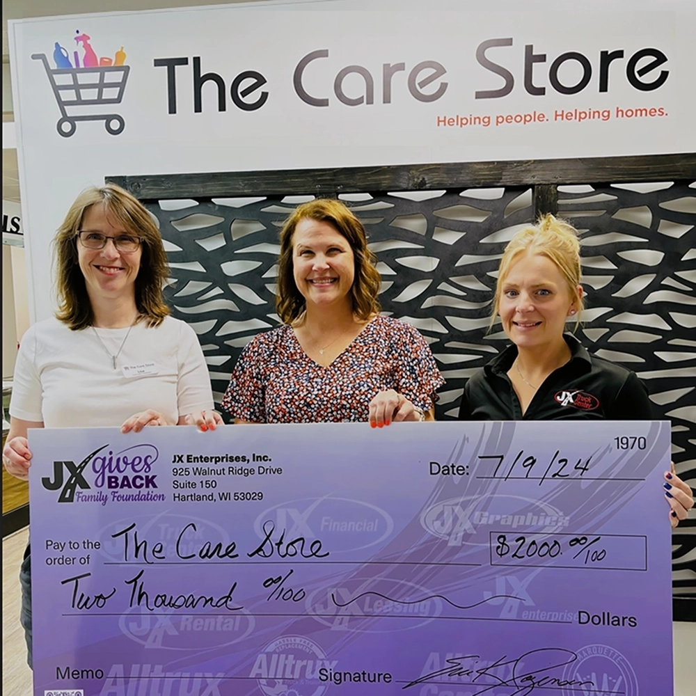 Johnathan Danial Luoma Foundation Check Presentation